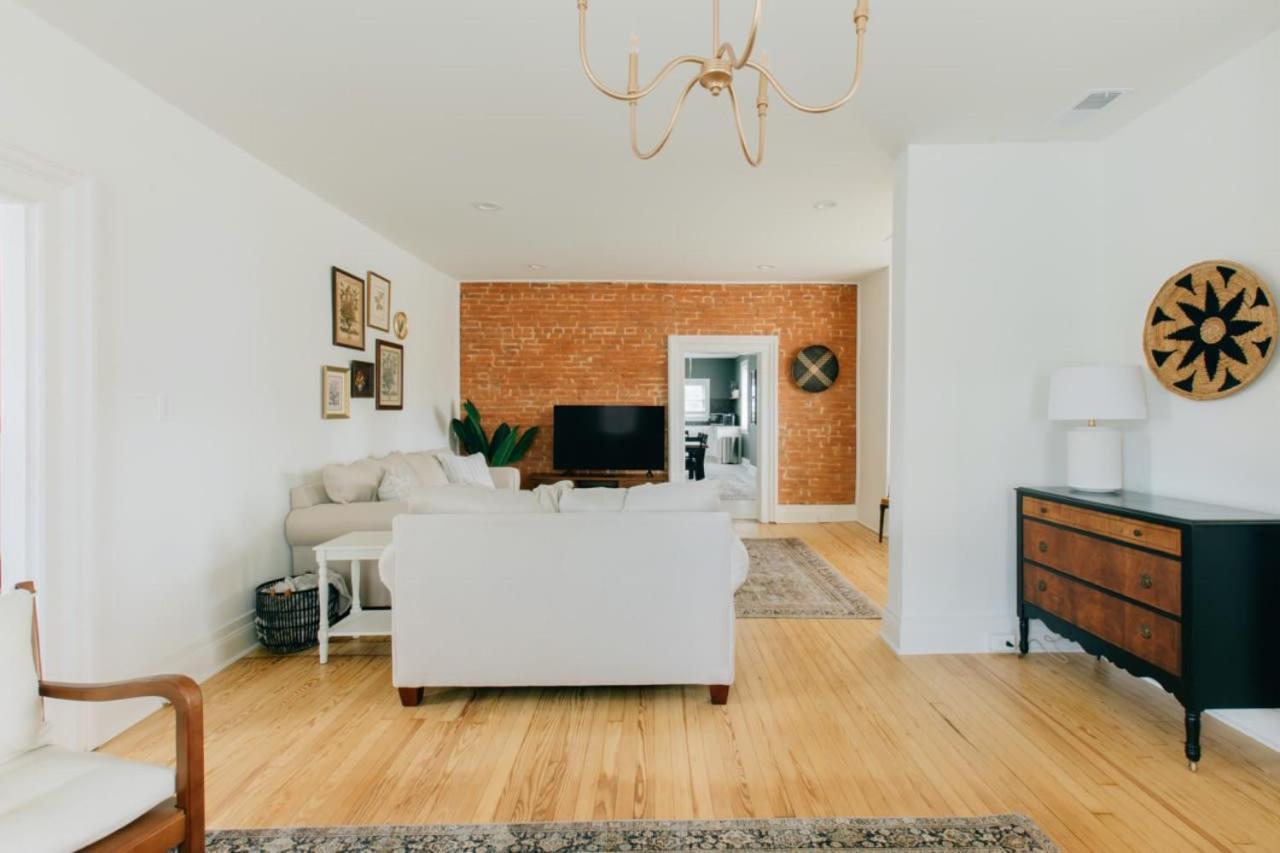 Hébergement de vacances Newly Renovated Vintage Inspired Large 4 Bedroom Mount Joy