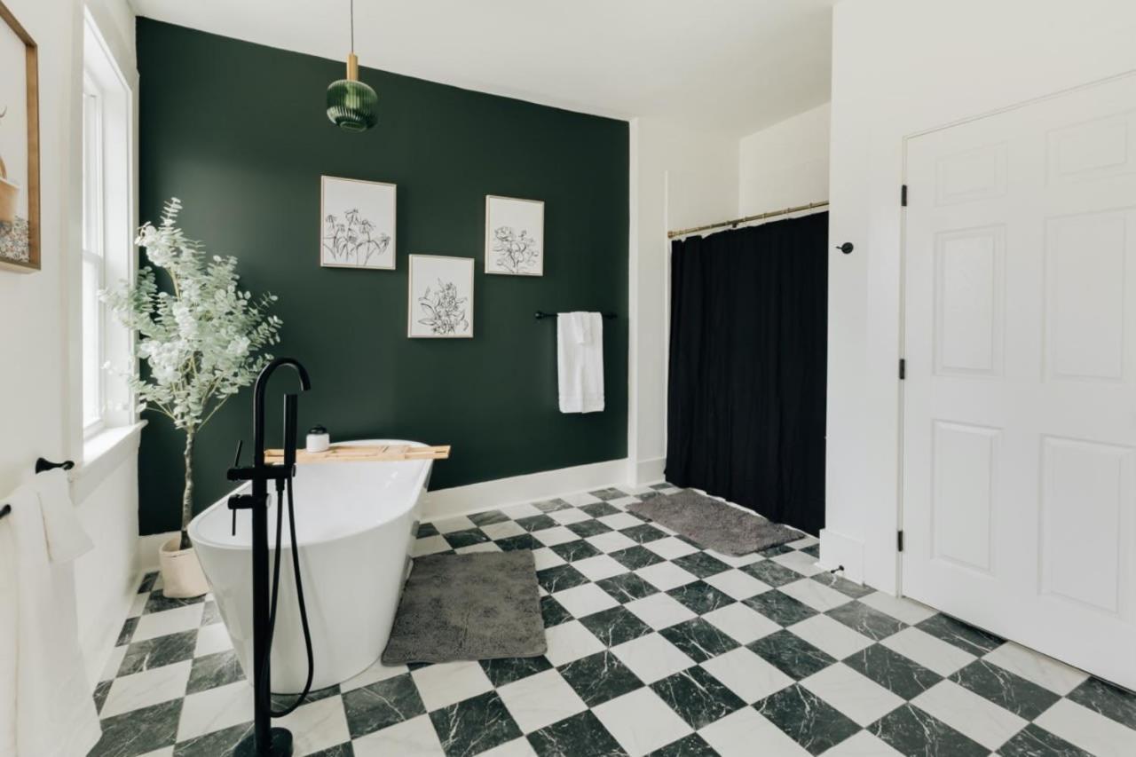 Newly Renovated Vintage Inspired Large 4 Bedroom Hébergement de vacances Mount Joy