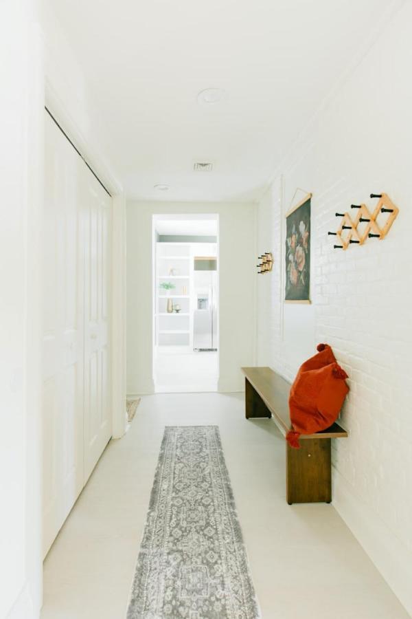 Newly Renovated Vintage Inspired Large 4 Bedroom Hébergement de vacances